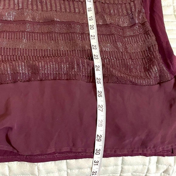 Deep purple shimmery tank top, stretchy size XL - Picture 4 of 5
